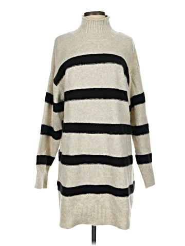 Line & Dot Casual Dress (view 1)