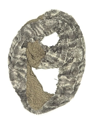 Modena Scarf (view 1)
