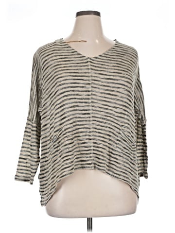 Eyeshadow 3/4 Sleeve T-Shirt (view 1)