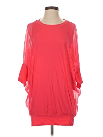 Coco Reef 3/4 Sleeve Top (view 1)
