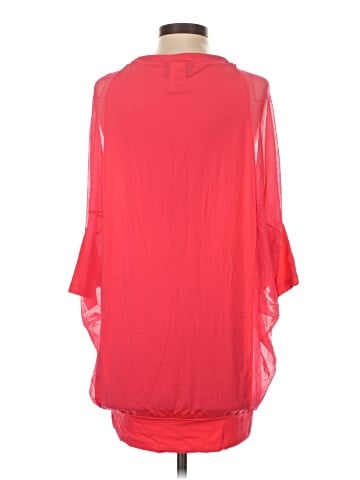 Coco Reef 3/4 Sleeve Top (view 2)