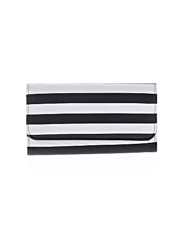 Kut from the Kloth Wallet (view 1)