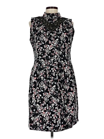 Alison Andrews Casual Dress (view 1)