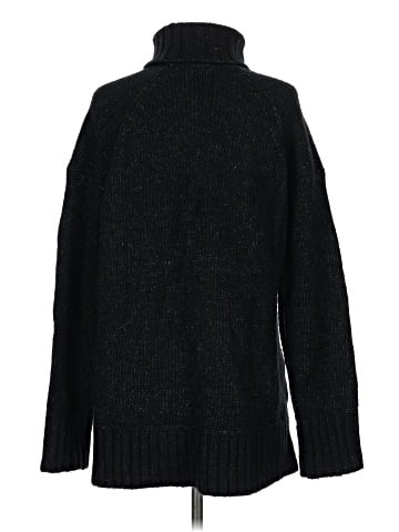 Everlane Turtleneck Sweater (view 2)