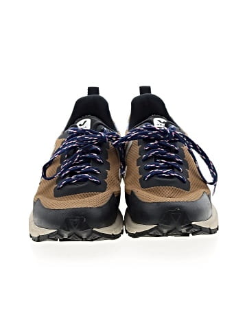 VEJA Sneakers (view 2)