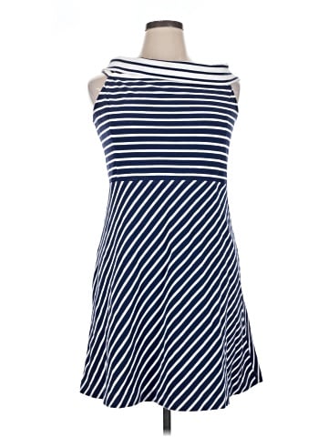 Vineyard Vines Casual Dress (view 1)