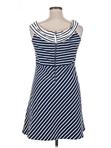 Vineyard Vines Casual Dress (view 2)