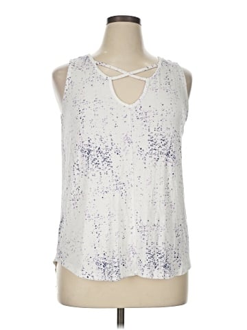 a.n.a. A New Approach Sleeveless T-Shirt (view 1)