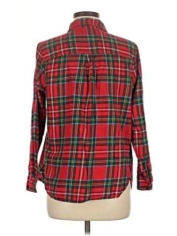 Old Navy - Maternity Long Sleeve Button-Down Shirt (view 2)
