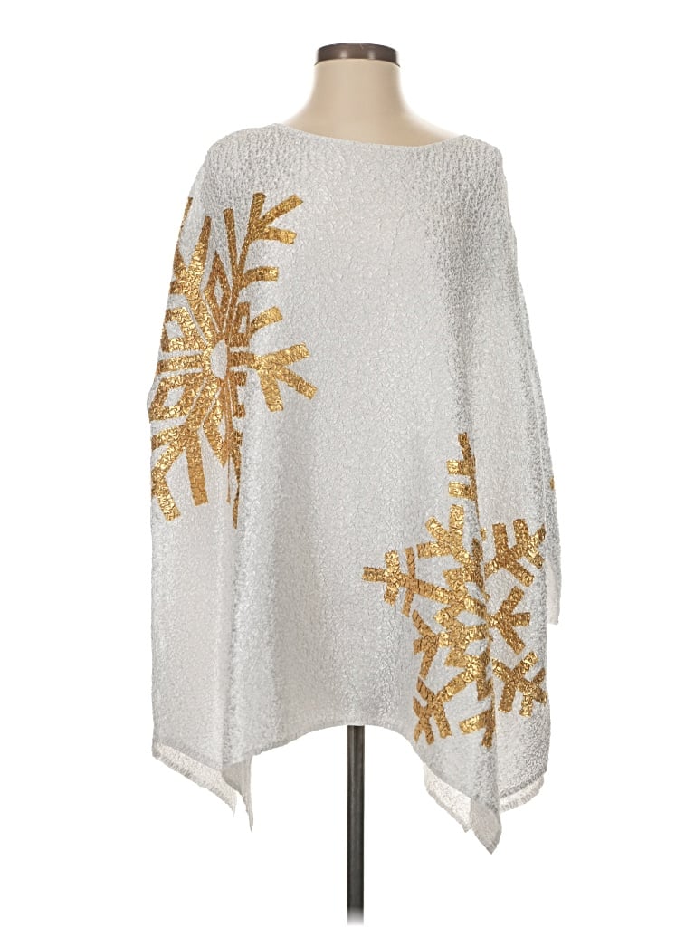 Pre-owned Berek Poncho In Silver
