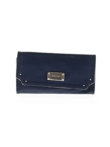 Nine West Wallet (view 1)