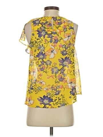 HD in Paris Sleeveless Blouse (view 2)