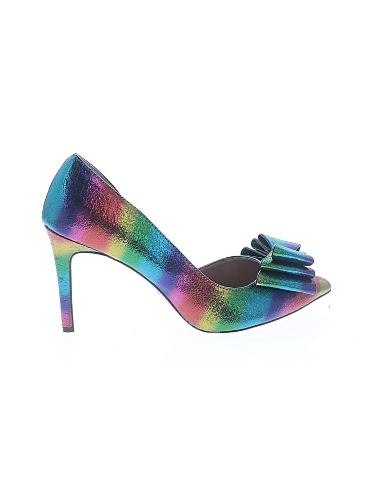 Pre-owned Betsey Johnson Heels In Green
