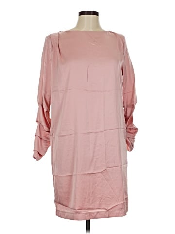 Alexia Admor Casual Dress (view 1)