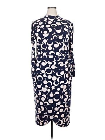 Clover and Sloane Casual Dress (view 1)