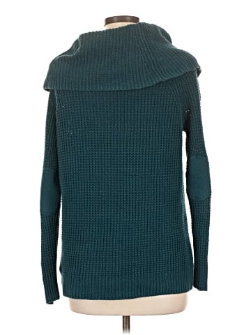 Hive & Honey Turtleneck Sweater (view 2)