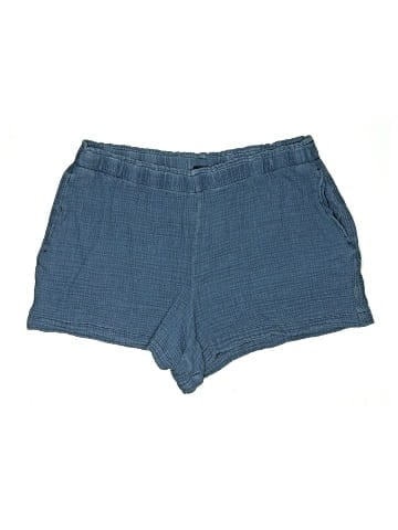 Gap Shorts (view 1)