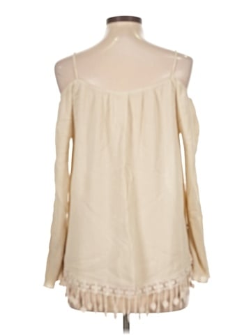 Blu Pepper Sleeveless Blouse (view 2)