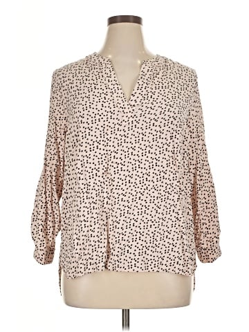 Carolina Belle 3/4 Sleeve Blouse (view 1)