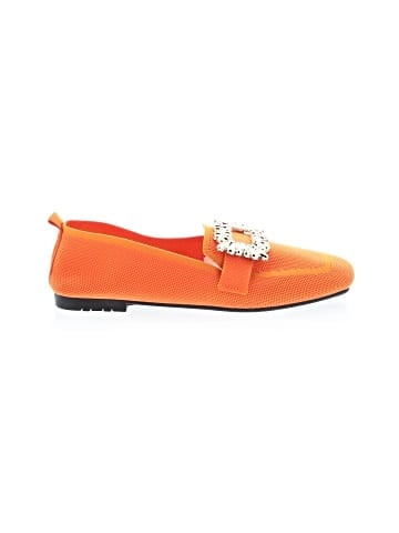 Unbranded Flats (view 1)