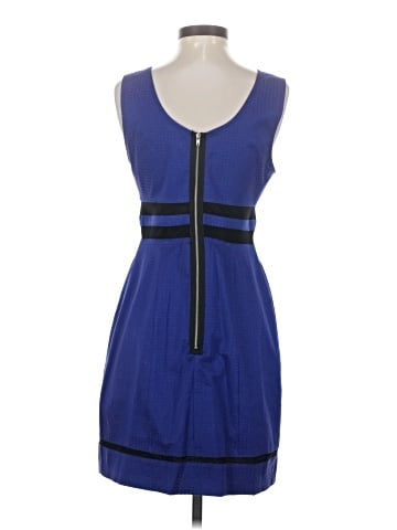 Walter by Walter Baker Sleeveless T-Shirt (view 2)