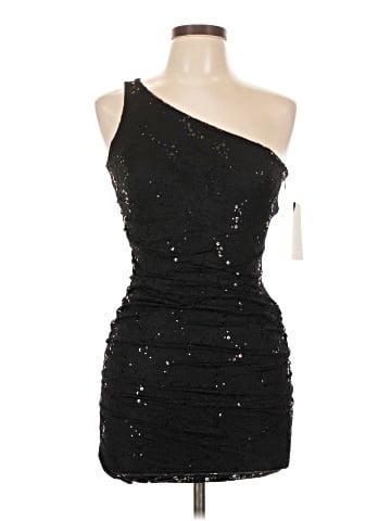 Un Deux Trois Cocktail Dress (view 1)