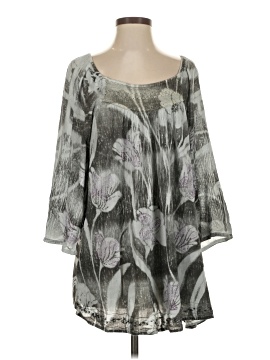Greater Good Network 3/4 Sleeve Blouse