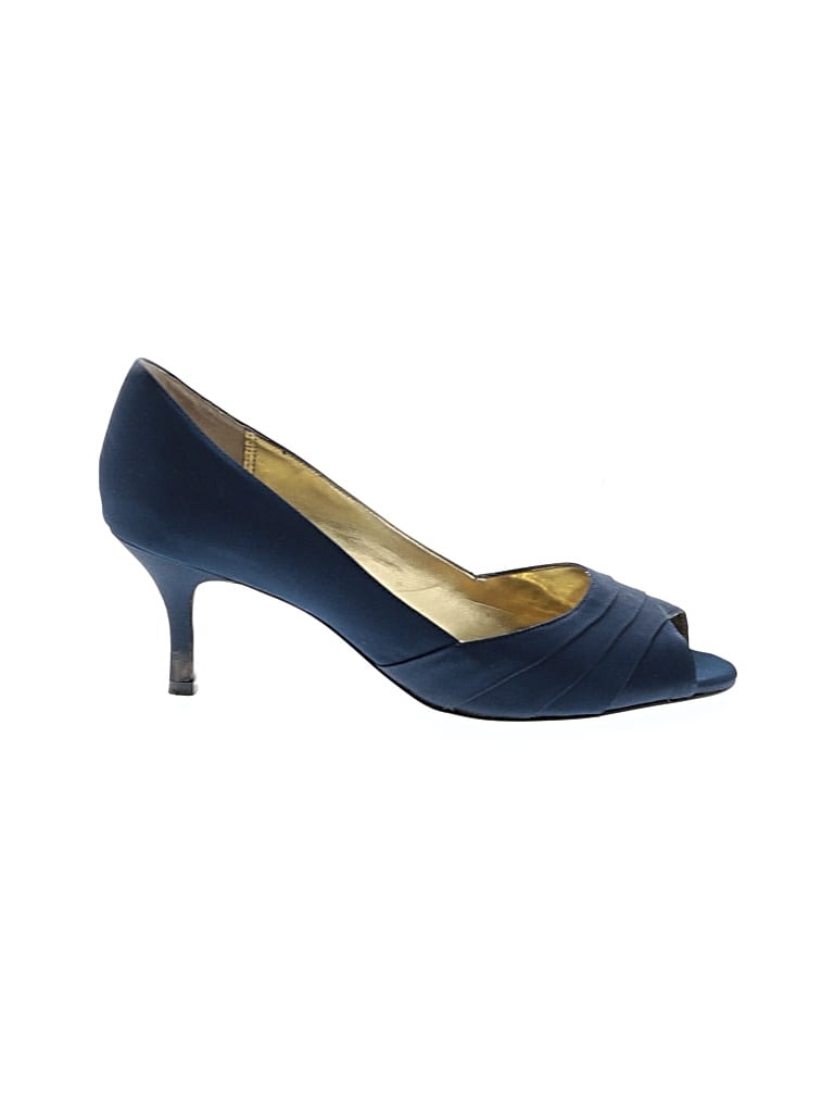 Pre-owned Nina Heels In Blue