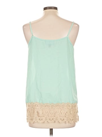 Romeo & Juliet Couture Tank Top (view 2)