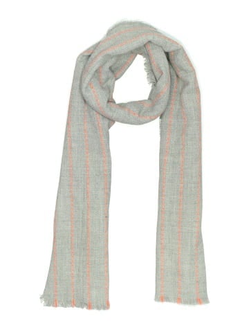 Universal Thread Scarf (view 1)