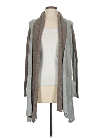 Sparrow Cardigan (view 1)