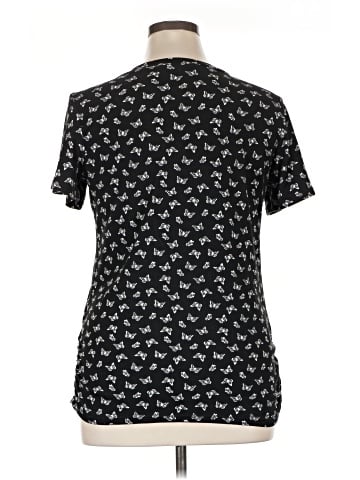 Free Kisses Short Sleeve T-Shirt (view 2)