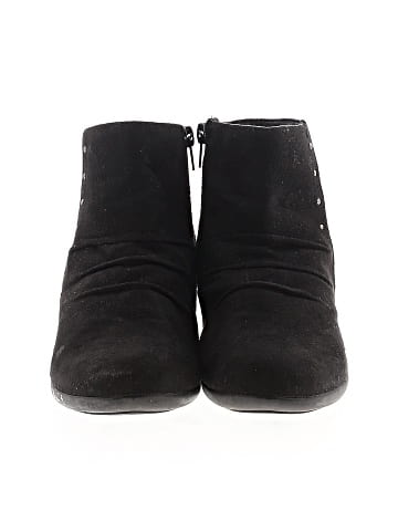 Solanz Ankle Boots (view 2)