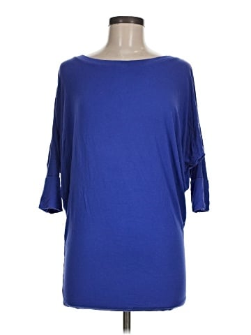 41Hawthorn 3/4 Sleeve Top (view 1)
