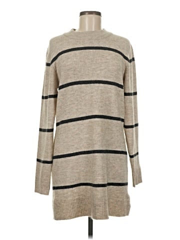 Line & Dot Casual Dress (view 1)
