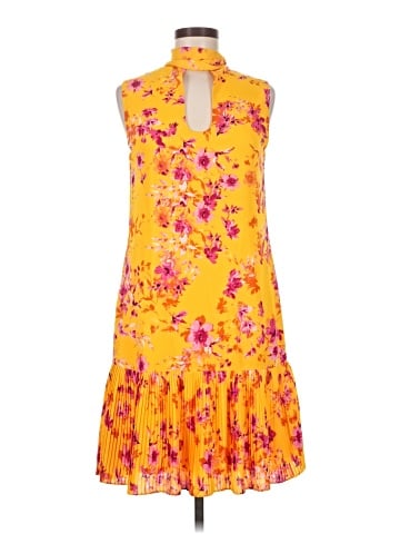 NANETTE Nanette Lepore Casual Dress (view 1)