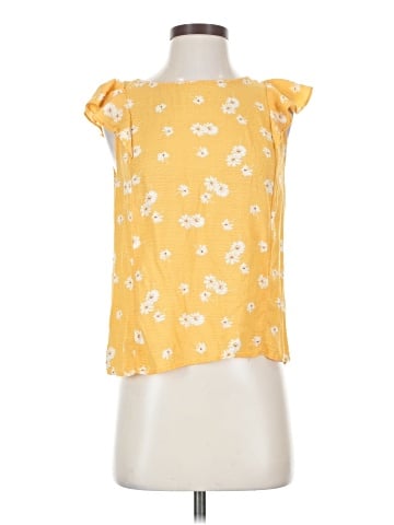 Everly Sleeveless Blouse (view 1)