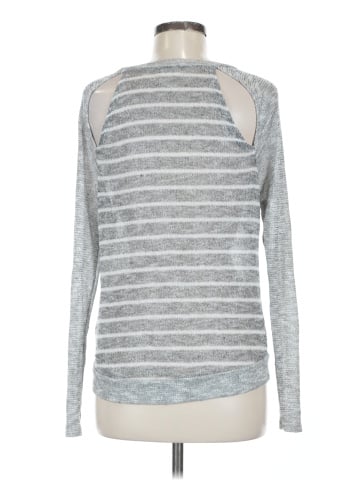 One Clothing Pullover Sweater (view 2)