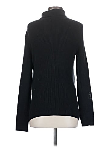 Old Navy - Maternity Long Sleeve Top (view 2)