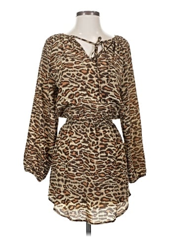 Amour Vert Casual Dress (view 1)