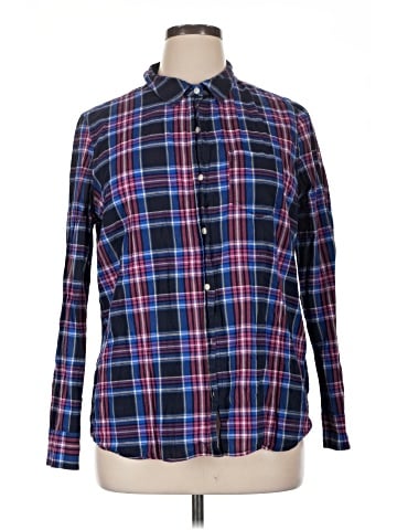 Gap Outlet Long Sleeve Button-Down Shirt (view 1)
