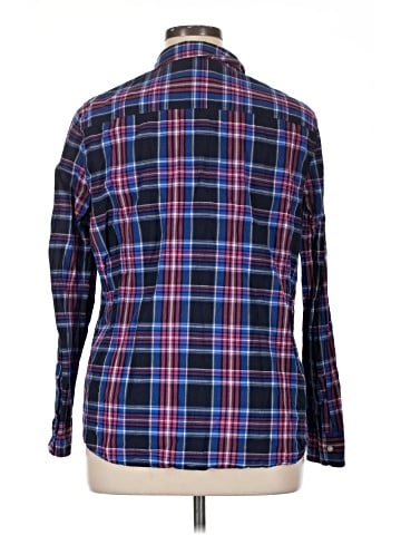 Gap Outlet Long Sleeve Button-Down Shirt (view 2)