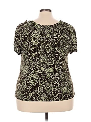Claudia Richard Short Sleeve T-Shirt (view 2)