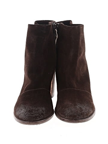 MoDA Ankle Boots (view 2)
