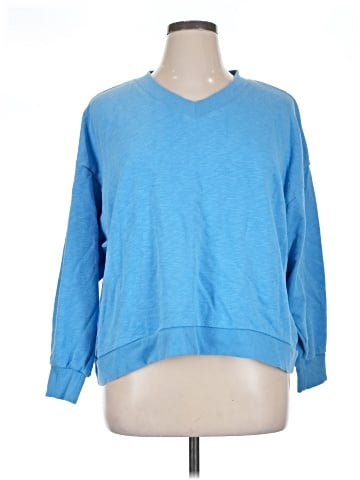 colsie Pullover Sweater (view 1)