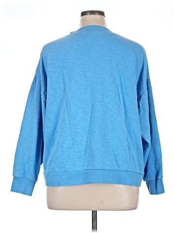 colsie Pullover Sweater (view 2)