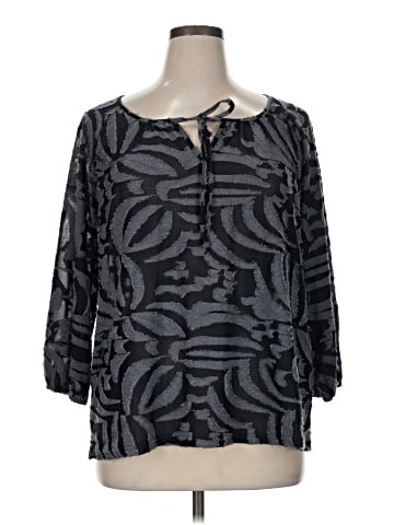 Weekend Suzanne Betro 3/4 Sleeve T-Shirt (view 1)