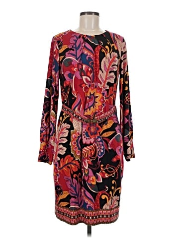 Clover and Sloane Casual Dress (view 1)