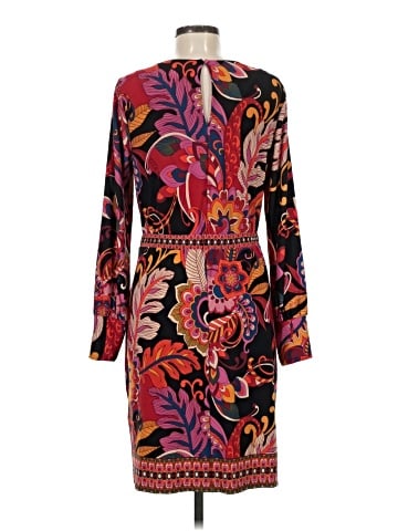 Clover and Sloane Casual Dress (view 2)