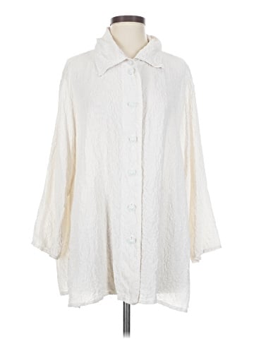 URU 3/4 Sleeve Button-Down Shirt (view 1)